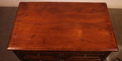 commode anglaise en chêne début 18° siècle