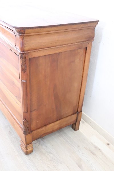 commode ancienne en noyer
