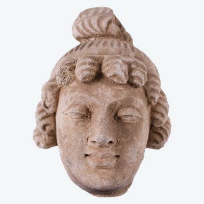 Tête de Bodhisattva en stuc du Gandhara