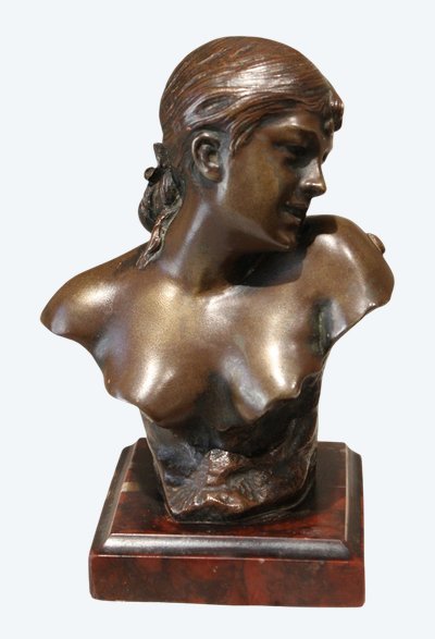 Scultura in bronzo di un busto femminile Jean Garnier (1853-1930)