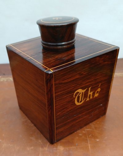 Tea caddy