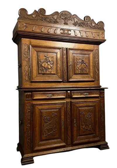 Montbéliard 4-panel Renaissance buffet in solid oak circa 1850
