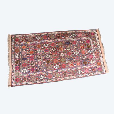 Kilim rug in wool with geometric decoration 20th century d : 103 x 203 cm