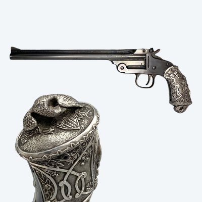 PISTOLA A COLPO SINGOLO SMITH & WESSON, 2 Mod. CALCIO LIBERTY ALLEGORIA.
