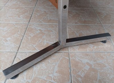 Grande table design 1960 / 1970 en acajou