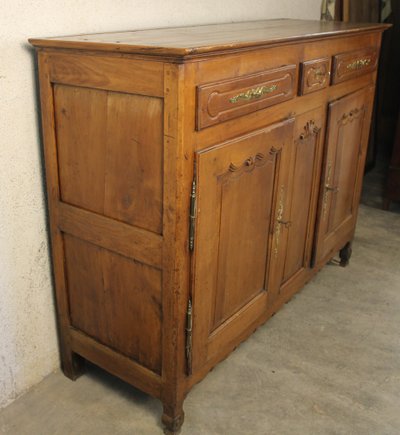 Enfilade aus Kirschbaumholz im Stil Louis XV, 19. Jahrhundert, mit 2 Türen und 3 Schubladen