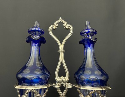 Huilier vinaigrier in cut blue crystal, solid silver mount, silversmith A. Debain