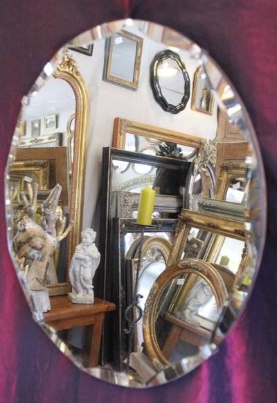 Diamètre 50 cm, miroir rond, verre facetté, année 50