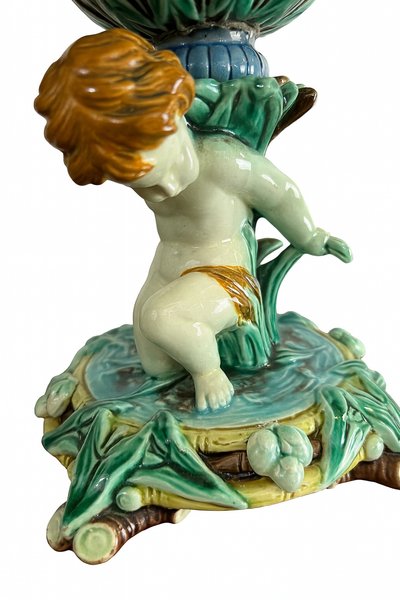 Coppia di coppe Barbotine - Decorazione a putti - XIX secolo