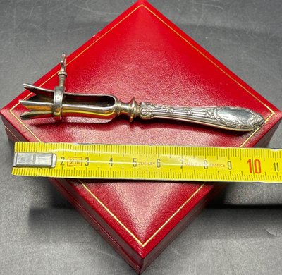 Chop handle