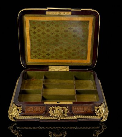 CASE ATTRIBUTED TO "ALPHONSE GIROUX 1776-1848" IN MARQUETRY DECORATED WITH BRONZE