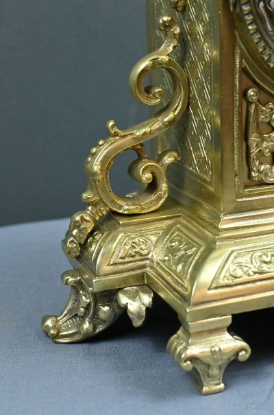 Gilt bronze clock, Louis XIV style - Mid 20th century