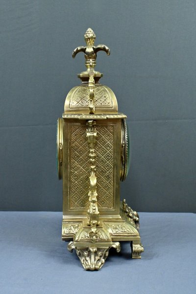 Gilt bronze clock, Louis XIV style - Mid 20th century
