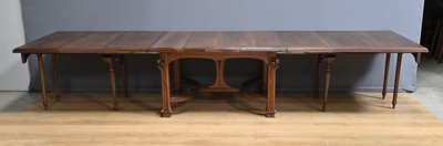 Walnut Allonge Table, 20 place settings, Art Nouveau - Early 20th century