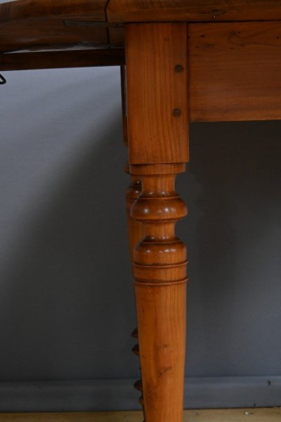 Table 4 à 10 Couverts à Allonges en Merisier, style Louis Philippe – Fin XIXe