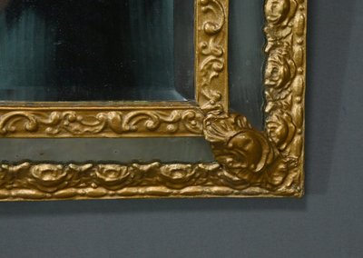 Petit Miroir à Parcloses en Laiton Repoussé – 1900