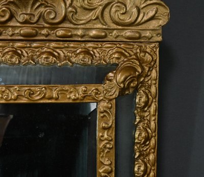 Petit Miroir à Parcloses en Laiton Repoussé – 1900