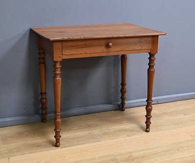 Petite Table Bureau en Pitchpin, style Louis-Philippe – Début XXe