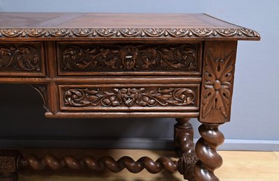 Bureau en Chêne, style Néo-Gothique – Fin XIXe