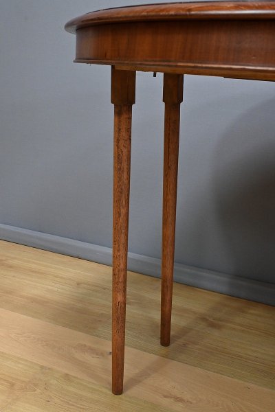 Mahogany Pedestal table with leaves - 2nd part XIXth century