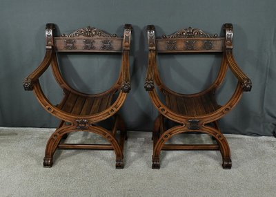 Pair of Dagobert Armchairs in Walnut, Medieval style - Late 19th century