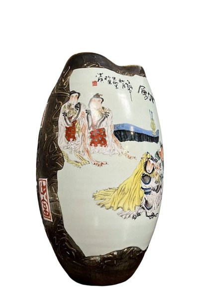 Asia, XX secolo: grande vaso cinese in porcellana dipinta
