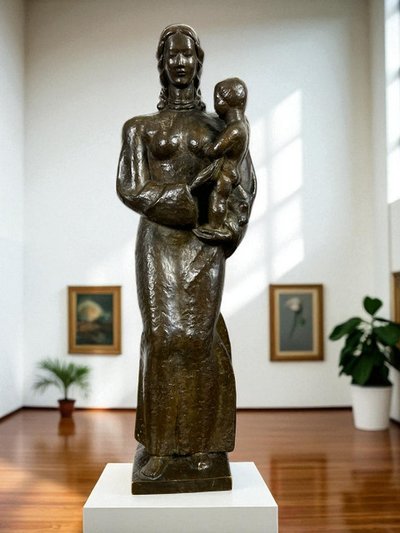 ANTIQUE PATINATED BRONZE REPRESENTING THE "VIRGIN AND CHILD", 42 CM HIGH