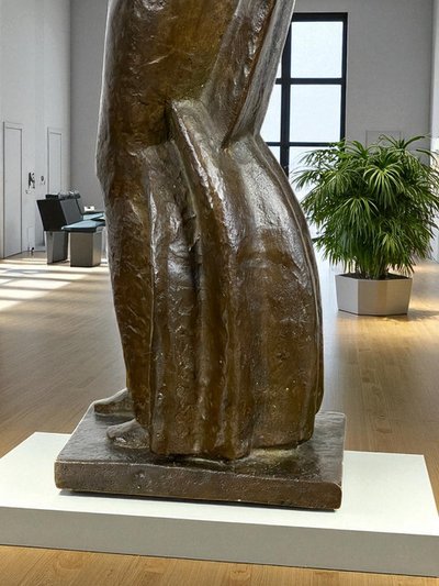 ANTIQUE PATINATED BRONZE REPRESENTING THE "VIRGIN AND CHILD", 42 CM HIGH