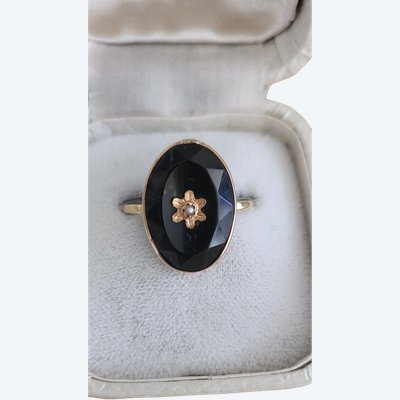 Bague Ancienne en Onyx sertie d'or 18carats 