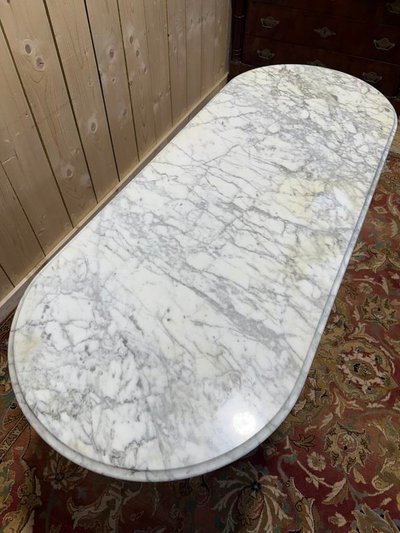 Table de bistro en marbre oval 165 cm!