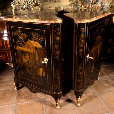 Pair of European varnish corner blocks stamped Foureau