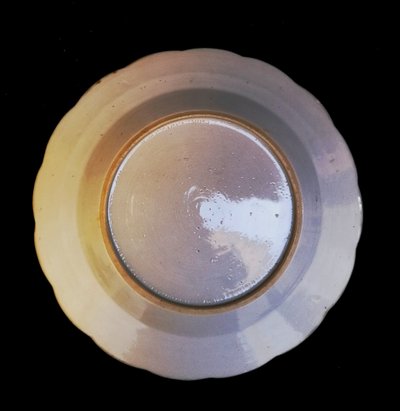 PORZELLAN AUS CHINA - POLYGLOBE TELLER - PHENIX ZWISCHEN ROSEN - GOLDDEKOR - 18. JAHRHUNDERT