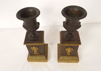 Pair of Empire cassolettes Medici vases bronze angelot Cupid torch 19th century