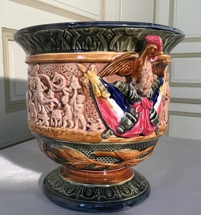 Late 19th century barbotine planter