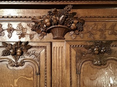 Normannisches Sideboard aus Eiche, 1. Hälfte 19.