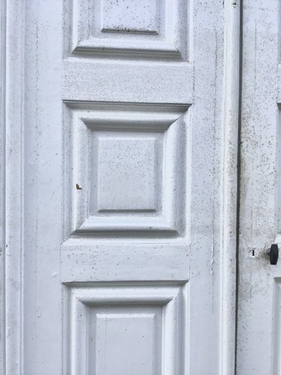 Paire De Portes D’intérieur En Chêne Peint, Fin 18ème.