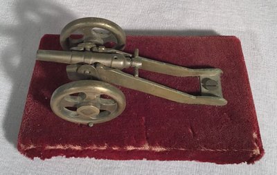 Canone in miniatura in bronzo del XIX secolo