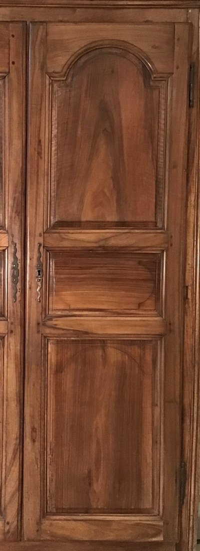Île De France Walnut Doors Late 18th Century