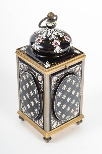 An enamel jewelry box, 19th century