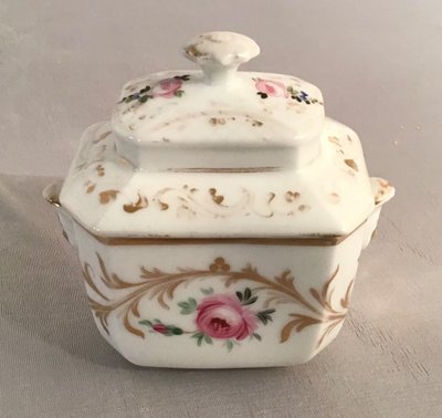 Solitär aus Pariser Porzellan, Louis-Philippe-Epoche