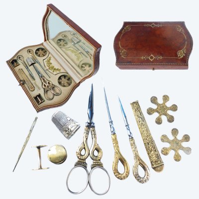 Sewing set in late 19th century vermeil with snake motif scissors thimble