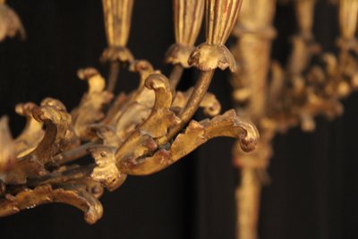 Importante paire d'appliques en bois doré à cinq lumières, XIXe