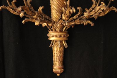 Importante paire d'appliques en bois doré à cinq lumières, XIXe