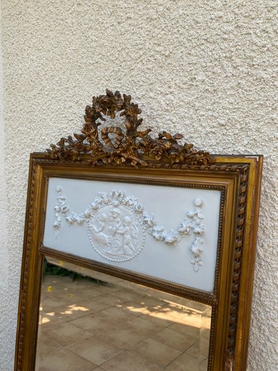 Specchio sovramantello in stile Luigi XVI in legno dorato con foglia d'oro, 74x150cm