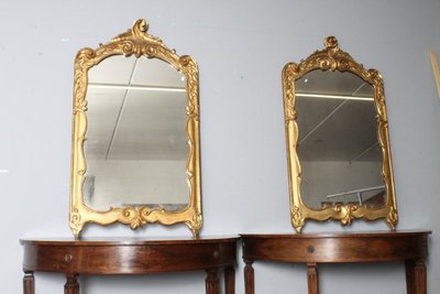Paire de miroirs anciens Louis XVI 1750 en or pur. Dimensions 124 x 70 cm