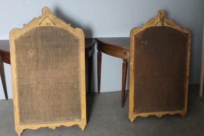 Paire de miroirs anciens Louis XVI 1750 en or pur. Dimensions 124 x 70 cm