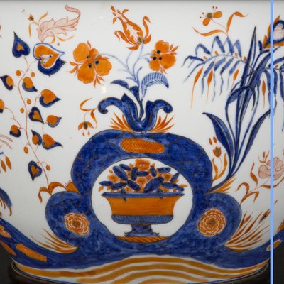 Japanese-style porcelain basin and its base, 19th century