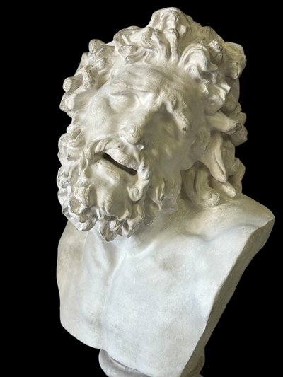 Busto in gesso di Laocoonte da antichi Musei Nazionali Cast Late 19th Century H 66 Cm