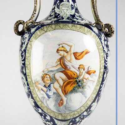 Paire de vases Italien en porcelaine, XIXe