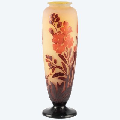 Emile Gallé (1846–1904), multilayered glass vase decorated with periwinkles, 19th century